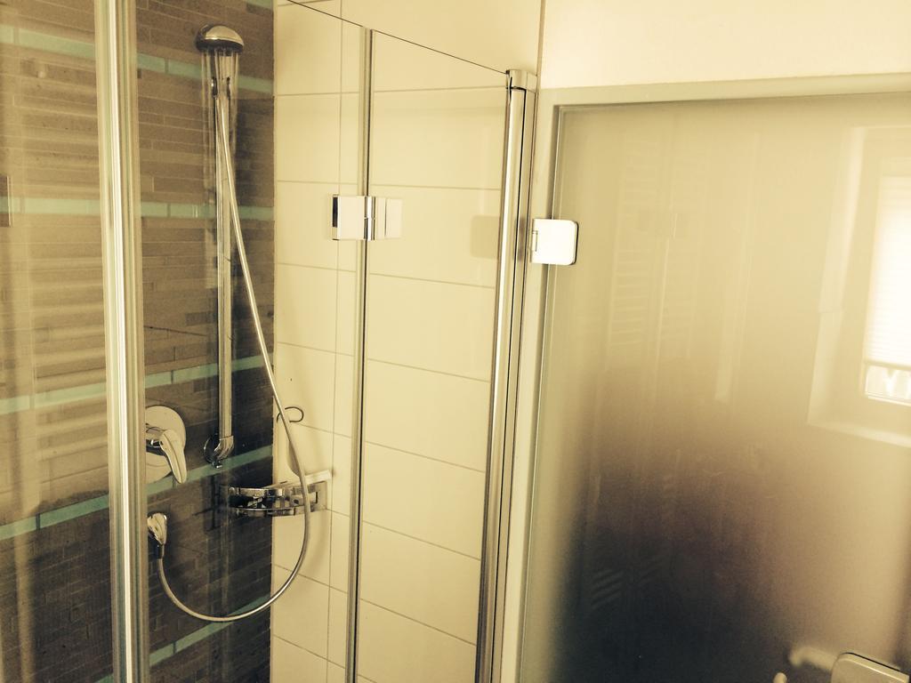 Ferienwohnung Bluetenweg Kluftern Friedrichshafen Ngoại thất bức ảnh