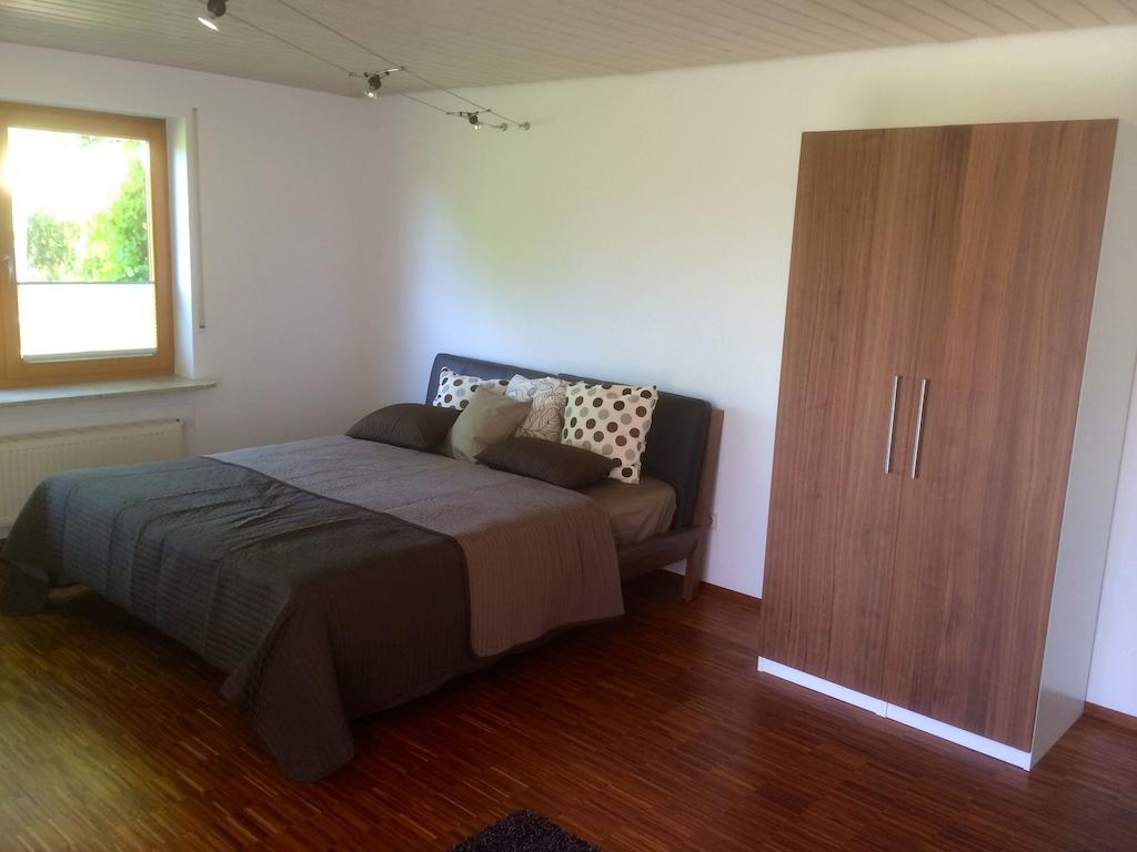 Ferienwohnung Bluetenweg Kluftern Friedrichshafen Ngoại thất bức ảnh