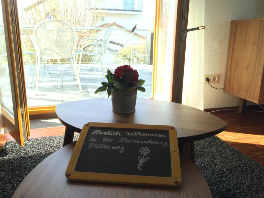 Ferienwohnung Bluetenweg Kluftern Friedrichshafen Phòng bức ảnh